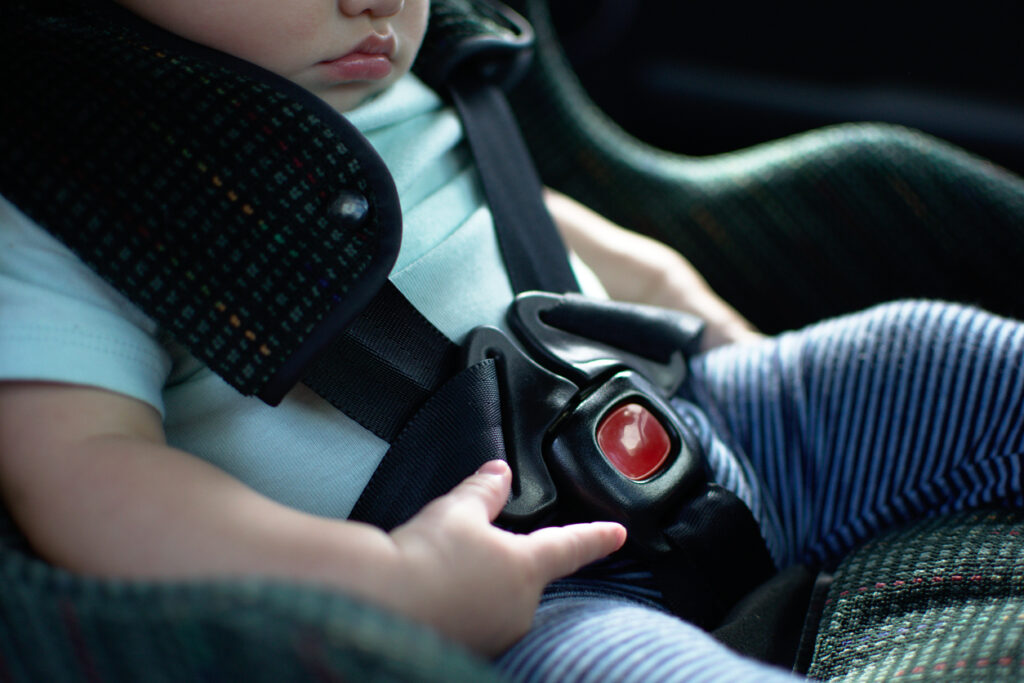 At What Age Can Kids Sit in the Front Seat of a Car in Florida?
